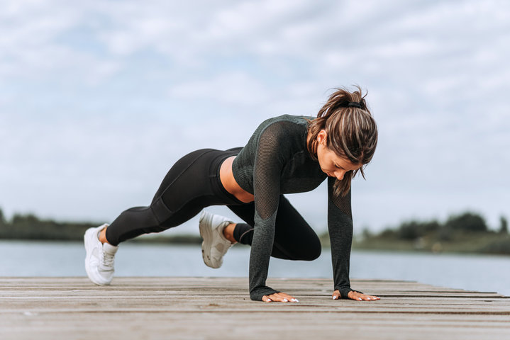 Women workingout